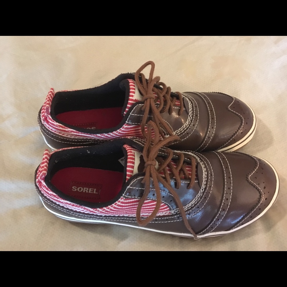 New sorel wingtip waterproof shoe